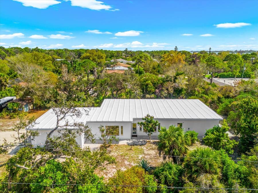 Property photo for 1725 OVERBROOK ROAD, Englewood, FL