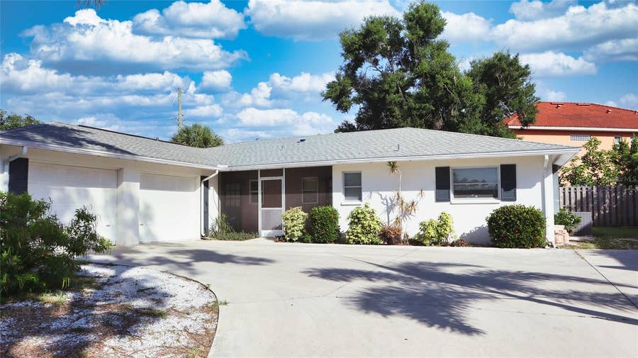 Property photo for 2118 MICHELE DRIVE, Sarasota, FL