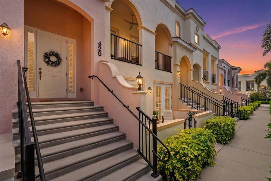 Property photo for 429 NOKOMIS AVENUE S, Venice, FL