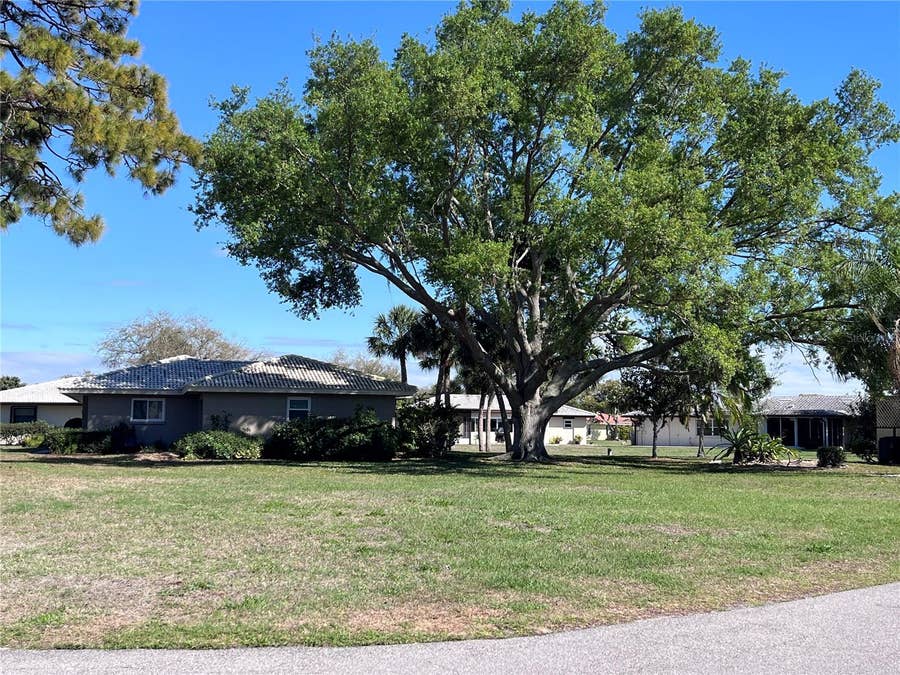 Property photo for 618 RUBENS DRIVE, #618, Nokomis, FL