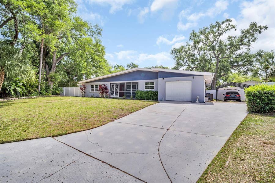 Property photo for 2796 FOREST PARKWAY S, Largo, FL