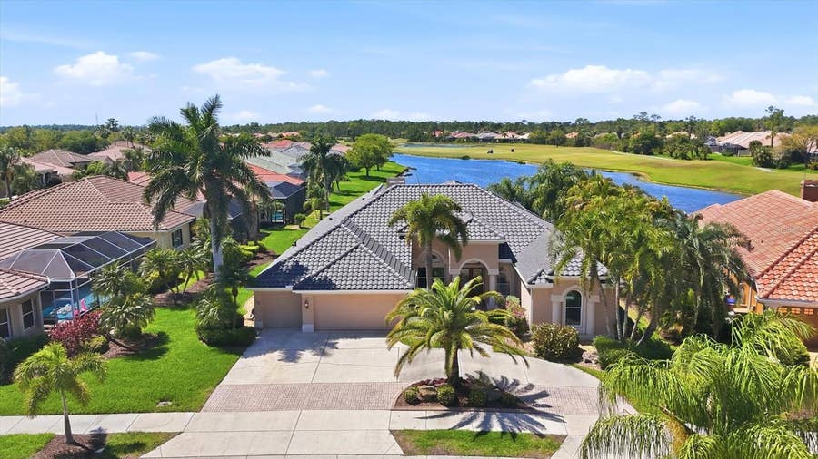 Property photo for 3323 LAKEVIEW LANE, North Port, FL
