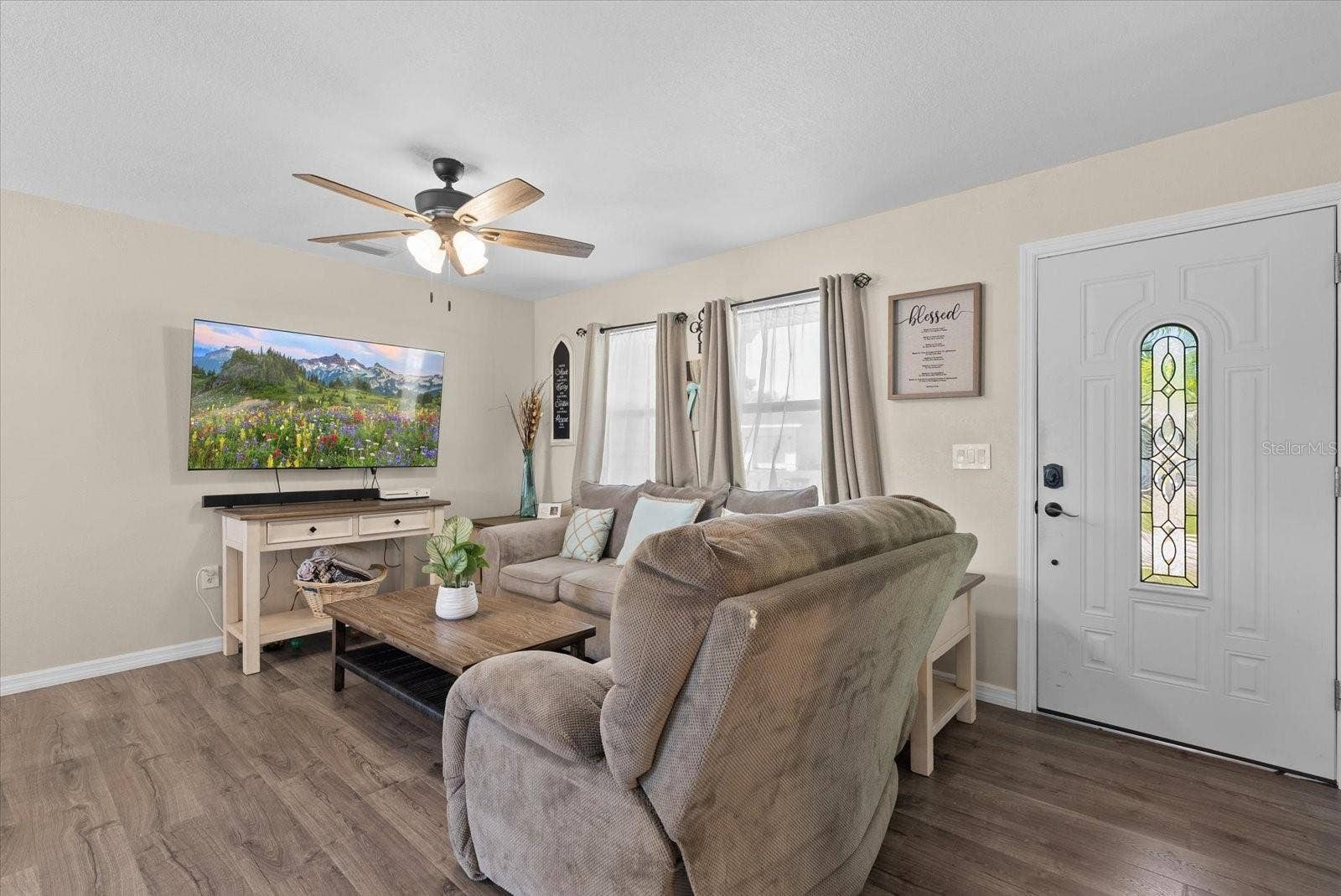 2600 CHARLENE STREET, Punta Gorda, FL 33950 Living room