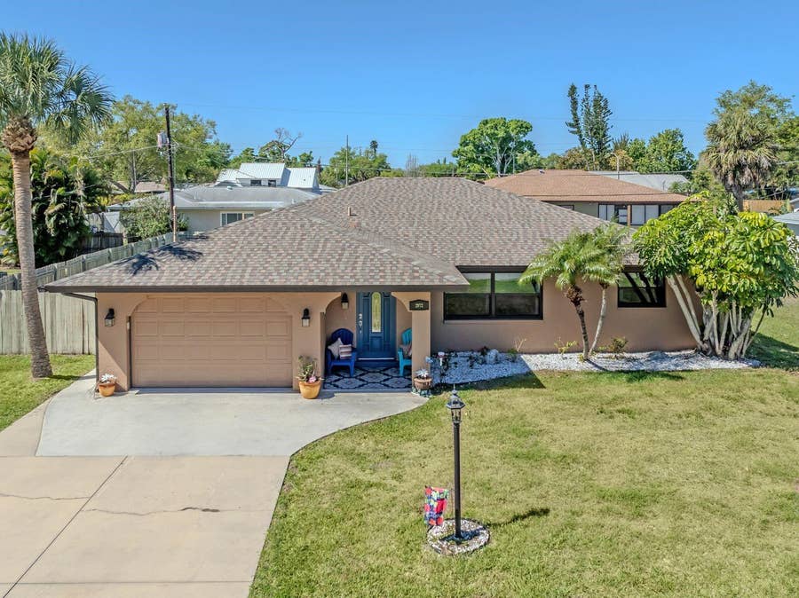 Property photo for 2972 ARGYLE ROAD, Venice, FL