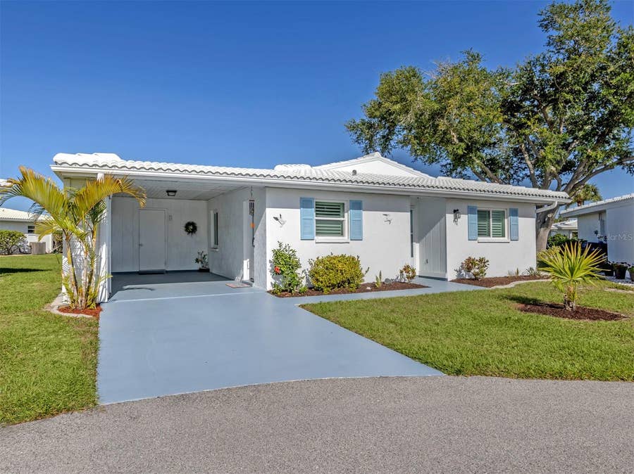 Property photo for 414 CIRCLEWOOD DRIVE, #H2, Venice, FL