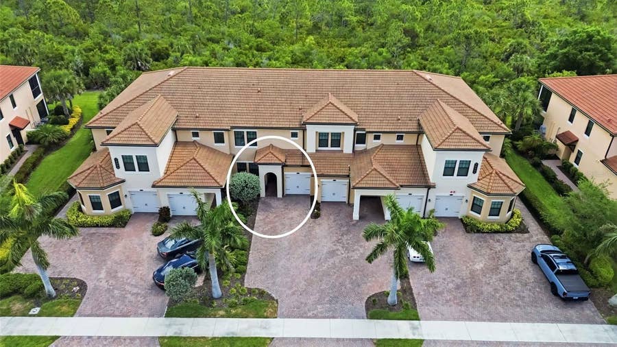 Property photo for 10055 CROOKED CREEK DRIVE, #102, Venice, FL