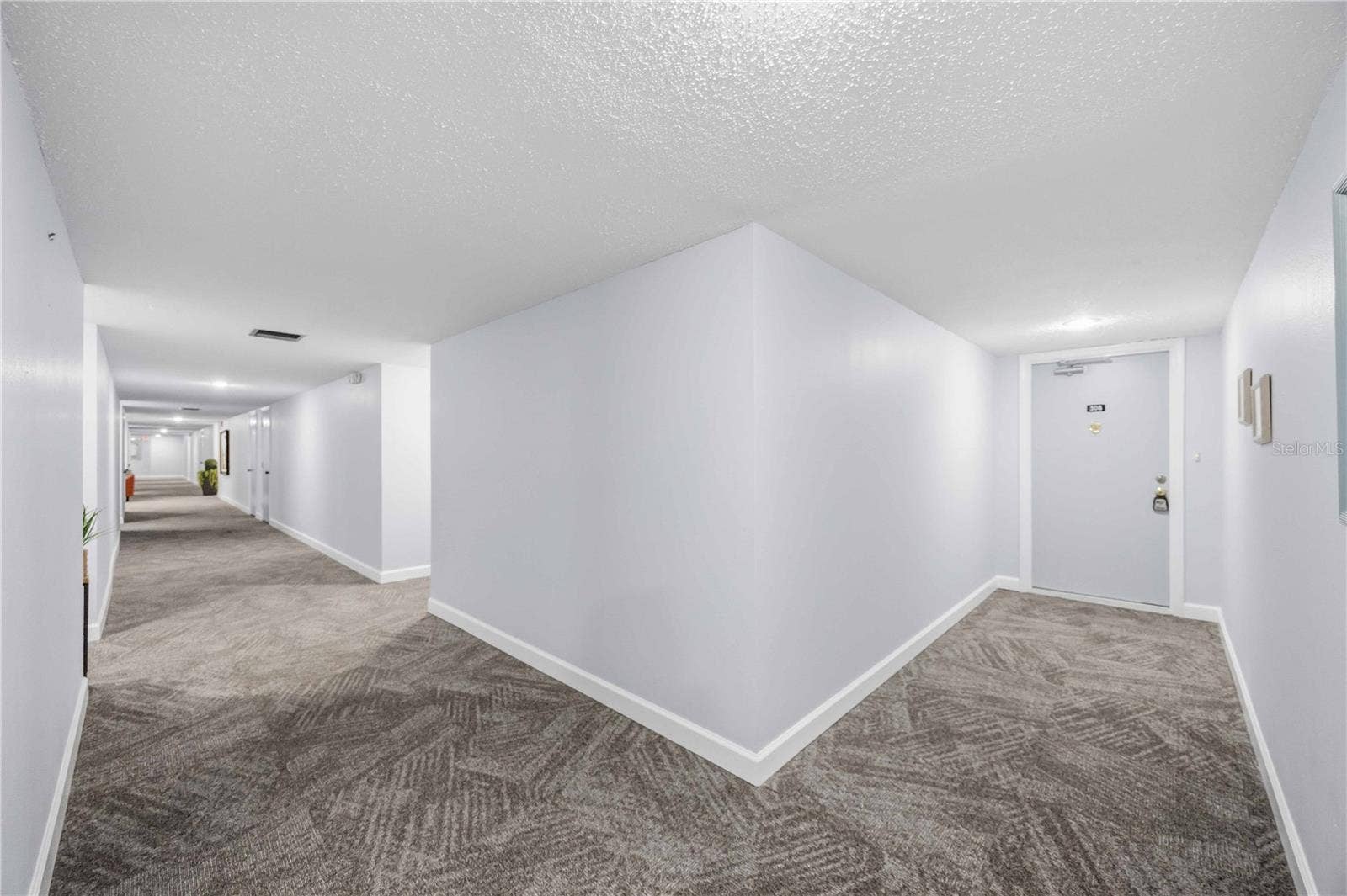 25188 MARION AVENUE, #D308, Punta Gorda, FL 33950 Entryway