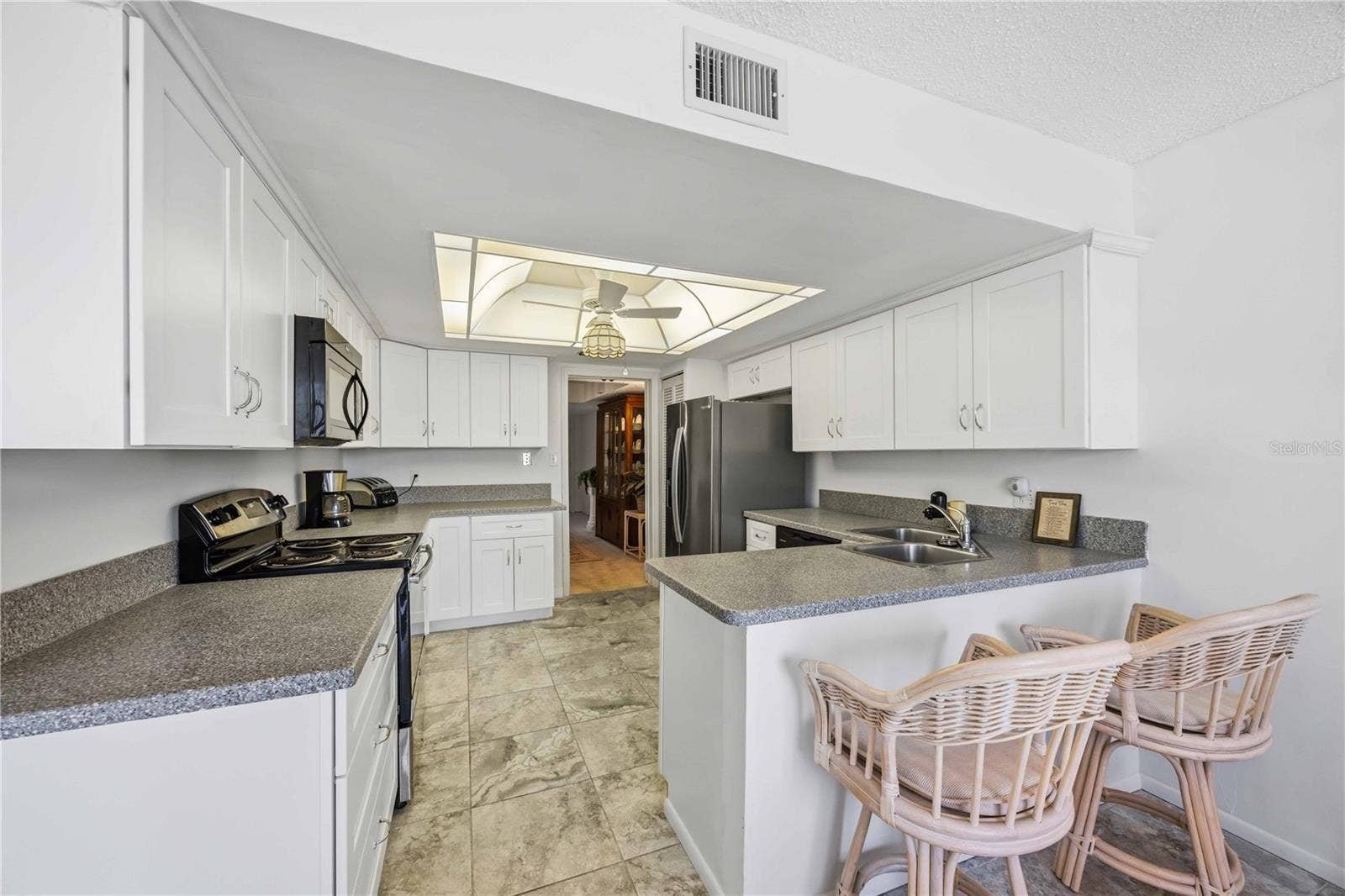 25188 MARION AVENUE, #D308, Punta Gorda, FL 33950 Chef's Kitchen