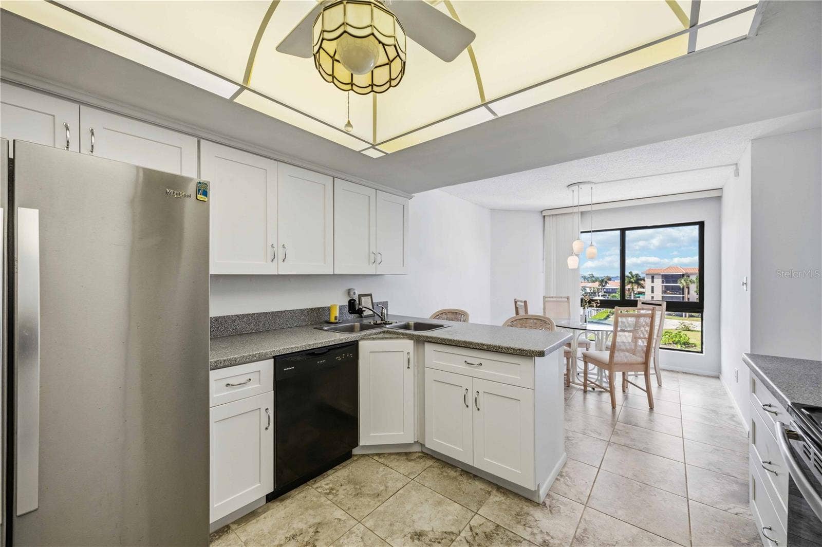 25188 MARION AVENUE, #D308, Punta Gorda, FL 33950 Chef's Kitchen