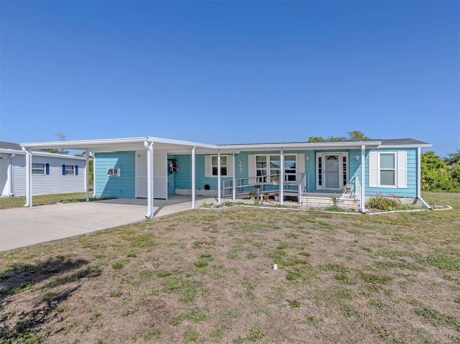 Property photo for 592 PORTSIDE DRIVE, North Port, FL