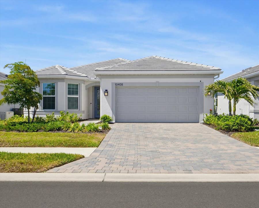 Property photo for 10408 SEA BREEZE RIDGE DRIVE, Englewood, FL