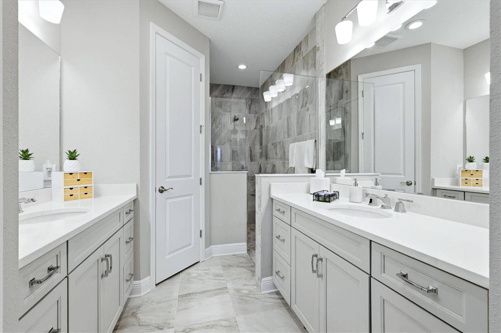 12650 PALATKA DRIVE, Venice, FL 34293 12650 PALATKA DRIVE, Venice, FL 34293