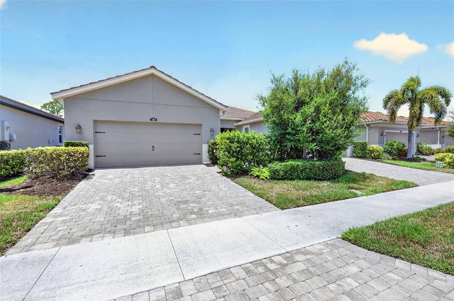 Property photo for 12020 TAPESTRY LANE, Venice, FL