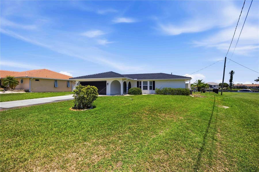 Property photo for 1933 FAIRVIEW DRIVE, Englewood, FL
