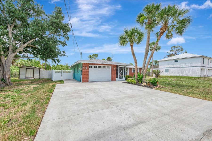 Property photo for 1460 CORTES DRIVE, Englewood, FL