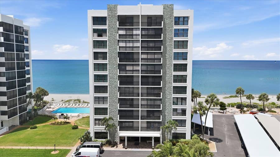 Property photo for 629 ALHAMBRA ROAD, #702, Venice, FL