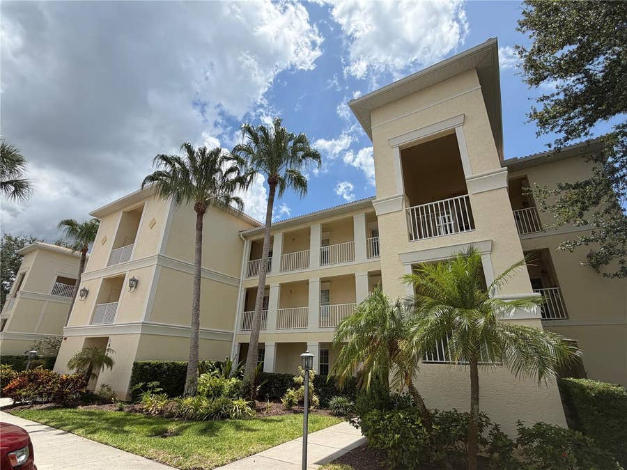 Property photo for 600 GARDENS EDGE DRIVE, #633, Venice, FL