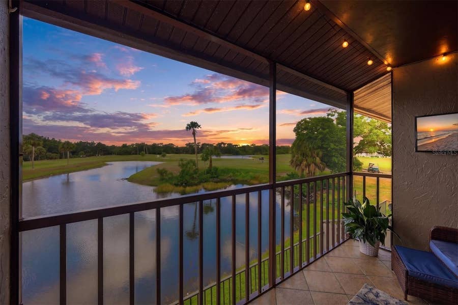 Property photo for 931 CAPRI ISLES BOULEVARD, #32, Venice, FL