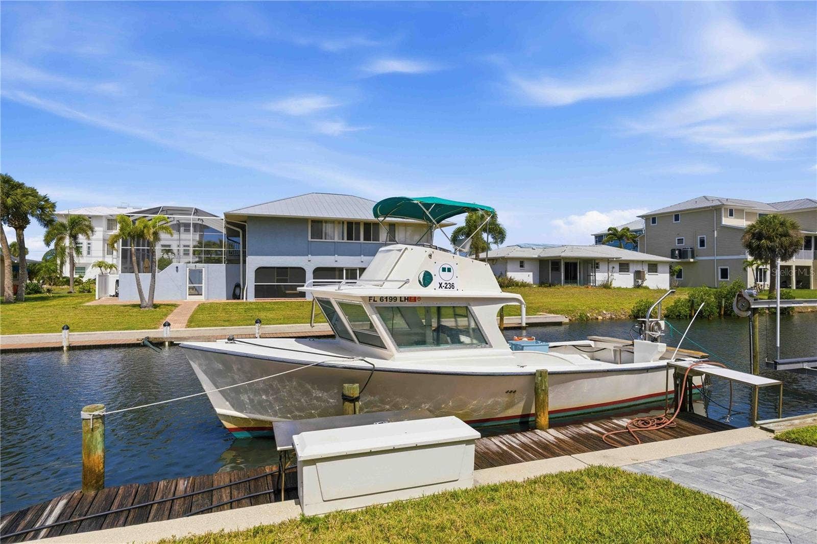 10460 MARION STREET, Englewood, FL 34224 40 foot dock