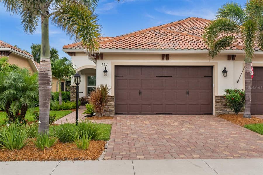 Property photo for 121 COLEBROOK COURT, Venice, FL