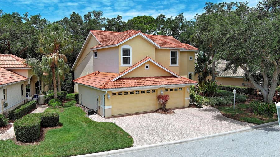 Property photo for 5026 HANGING MOSS LANE, Sarasota, FL