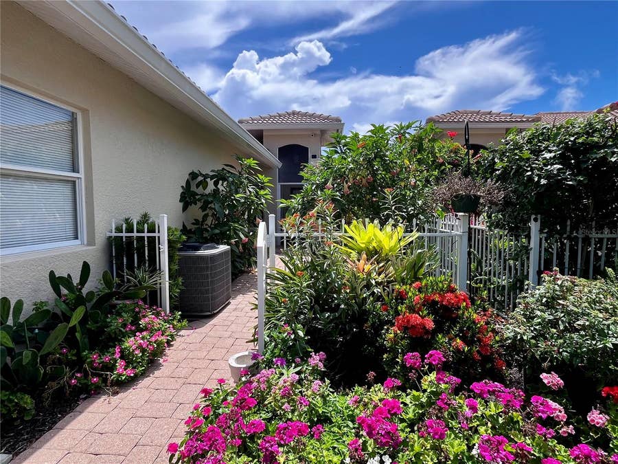Property photo for 1078 TOPELIS DRIVE, Englewood, FL