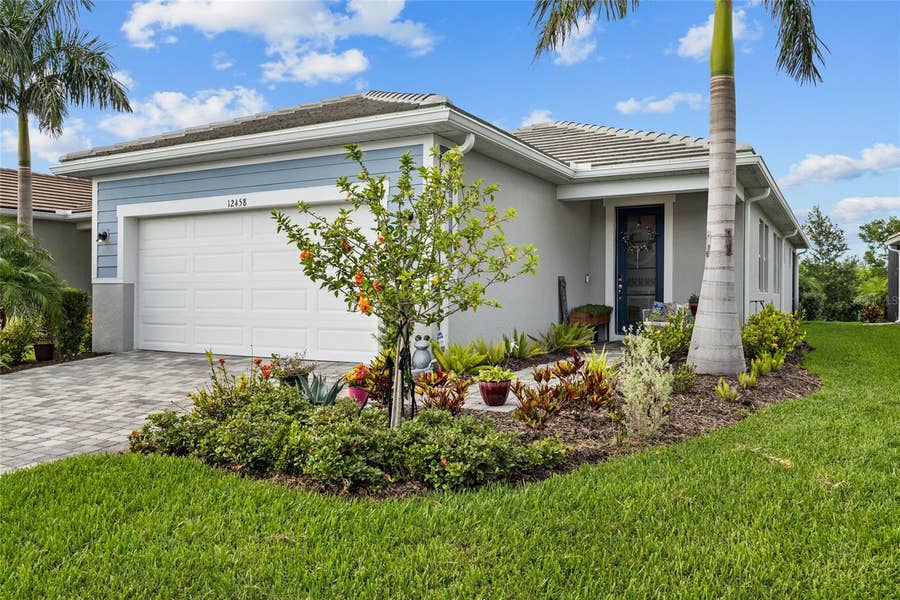 Property photo for 12458 SOMATIC COURT, Venice, FL