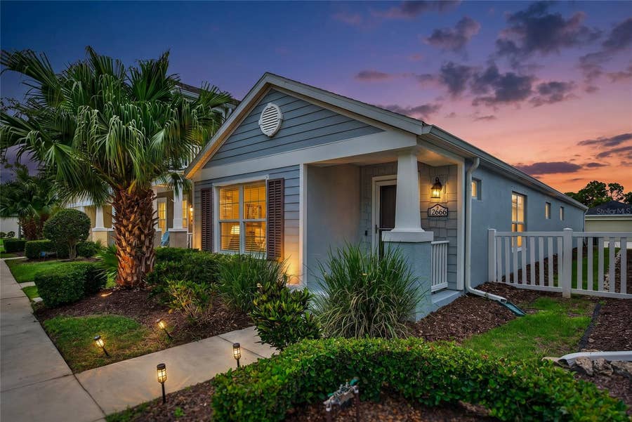 Property photo for 12666 SHIMMERING OAK CIRCLE, Venice, FL