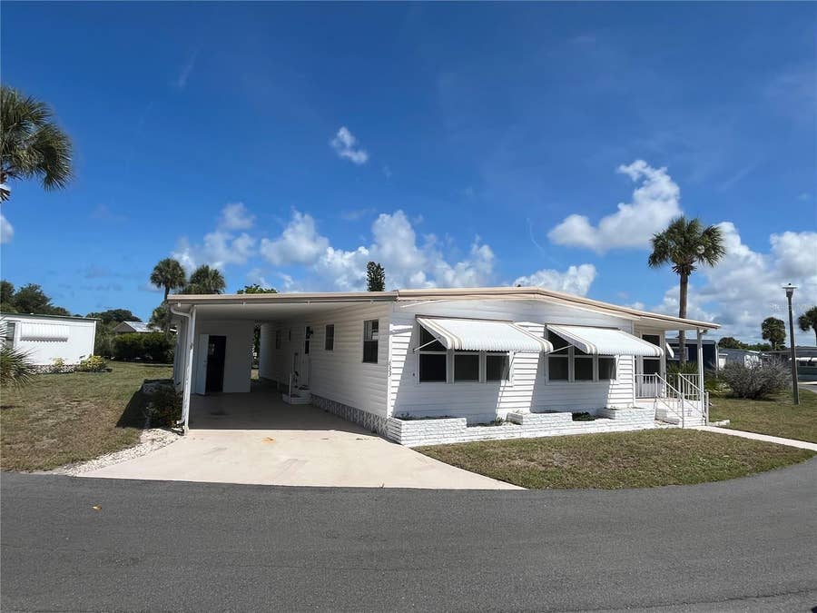 Property photo for 633 COMO DRIVE, Venice, FL