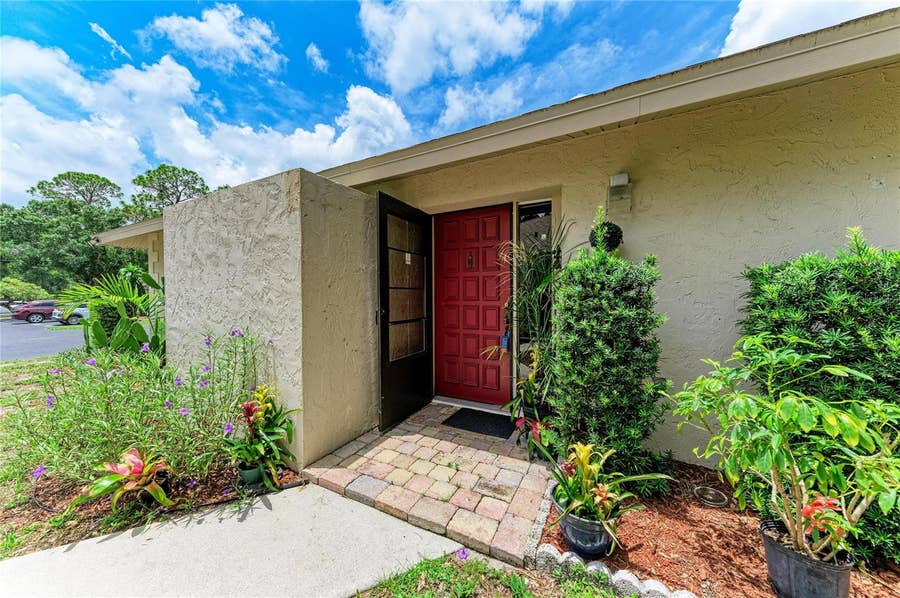 Property photo for 764 N JEFFERSON AVENUE, #764, Sarasota, FL