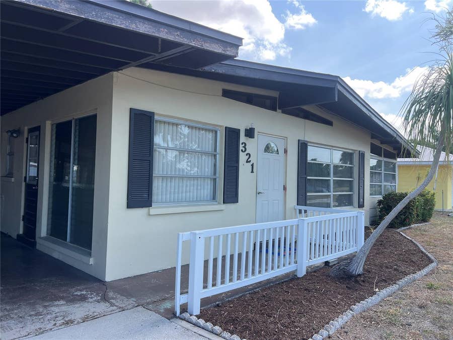Property photo for 321 ALBA STREET E, Venice, FL