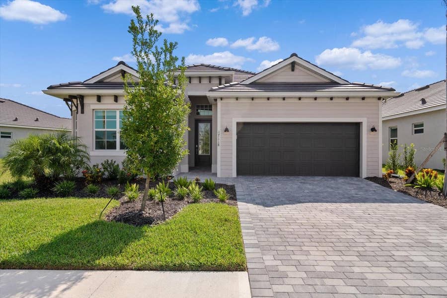 Property photo for 17118 JADESTONE COURT, Venice, FL