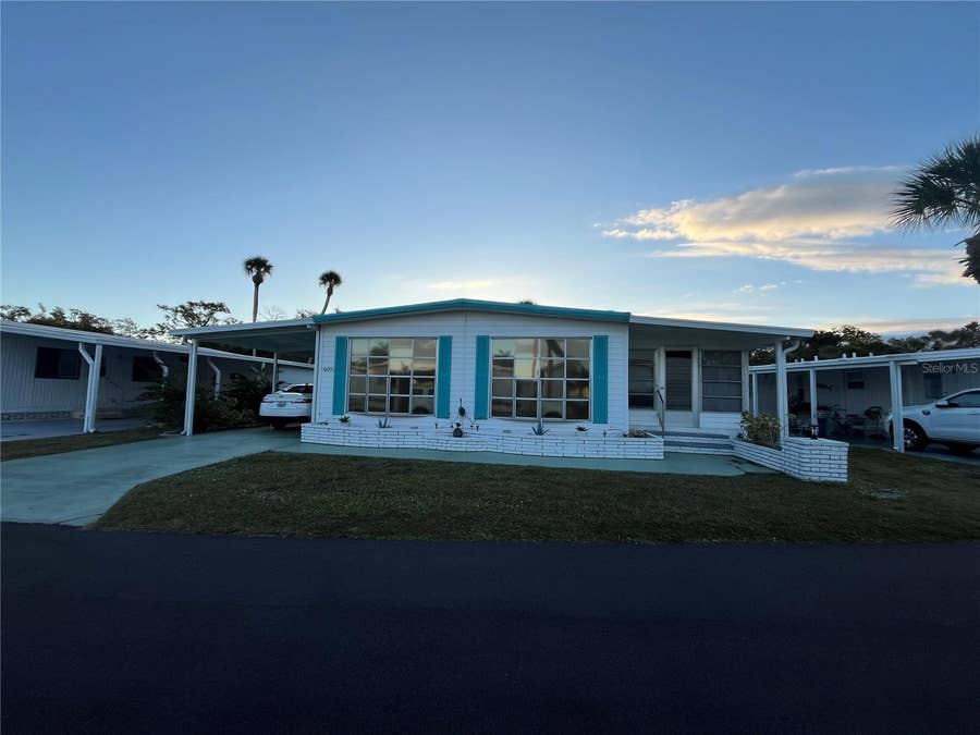Property photo for 609 CERVINA DRIVE, Venice, FL
