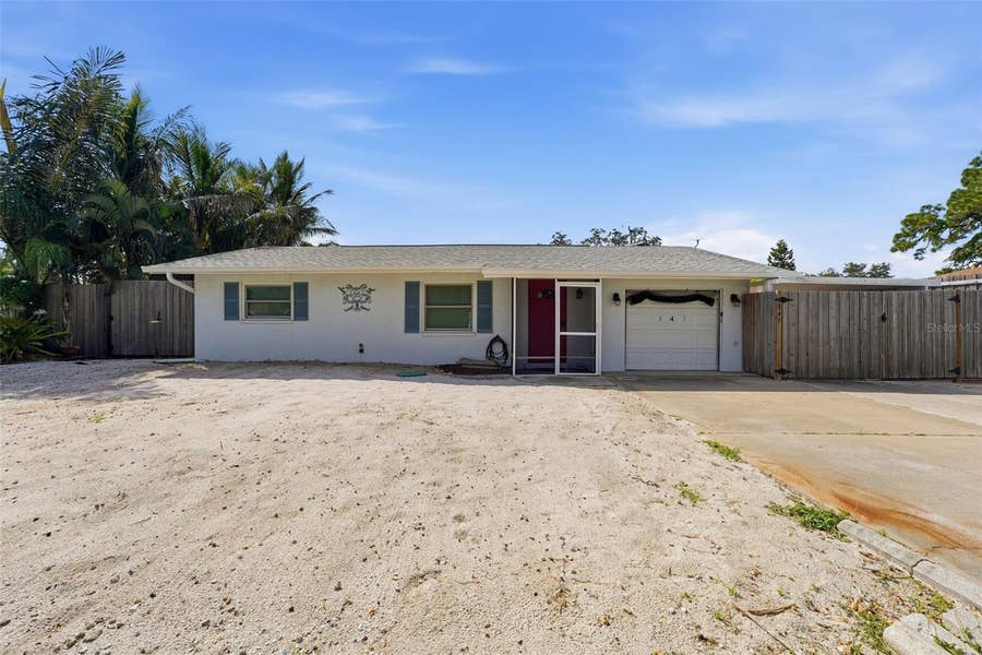 Property photo for 847 S VENICE BOULEVARD, Venice, FL