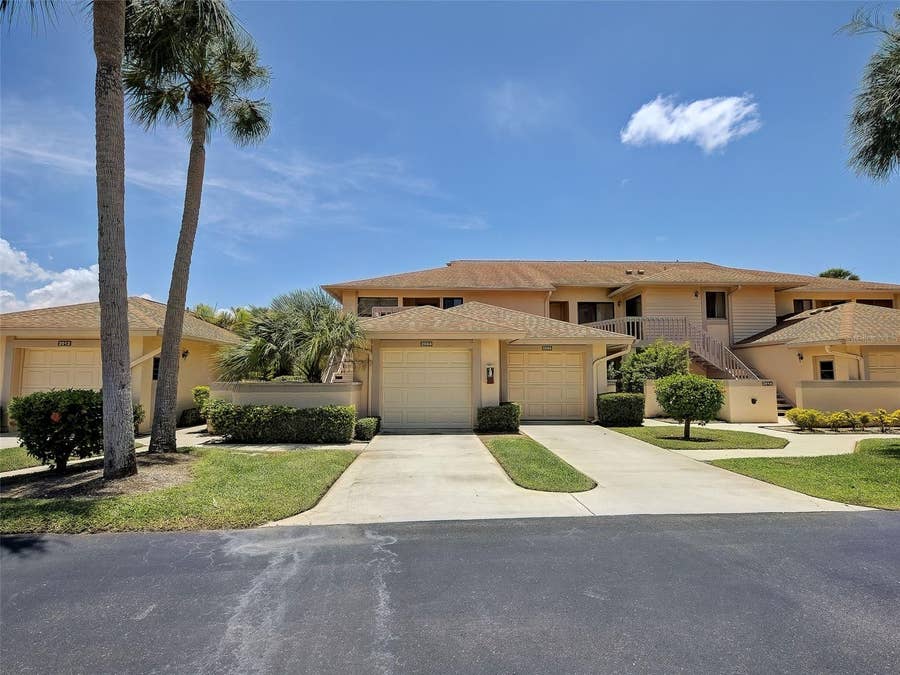Property photo for 2004 LONGPOINTE CIRCLE, #E2, Venice, FL