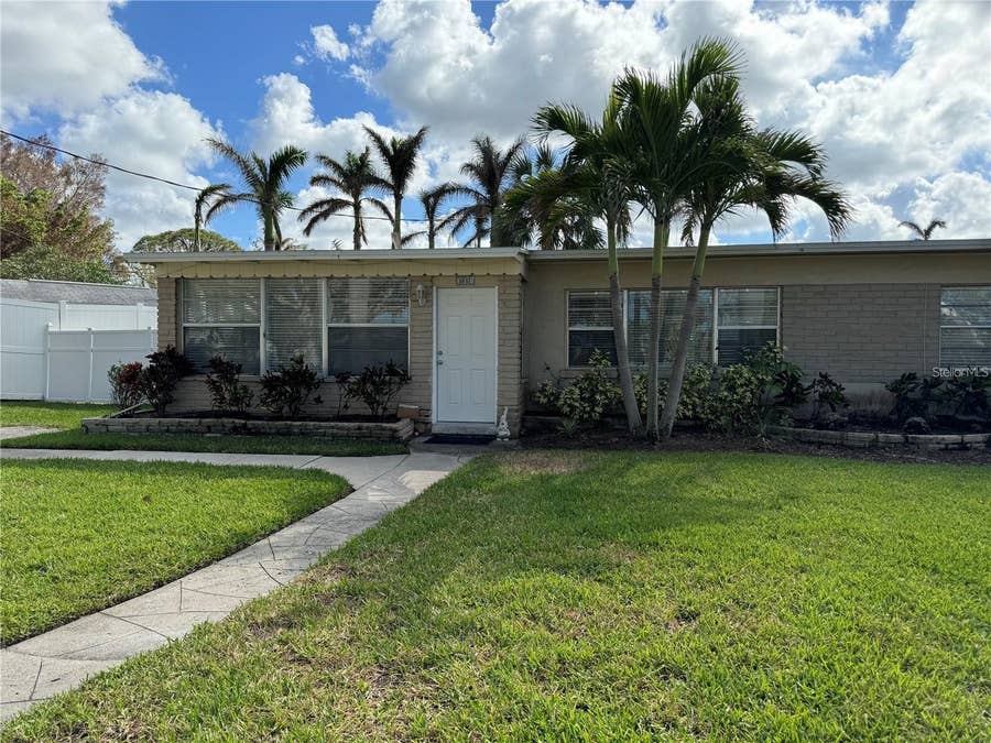 Property photo for 301 COLONIA LANE W, Nokomis, FL