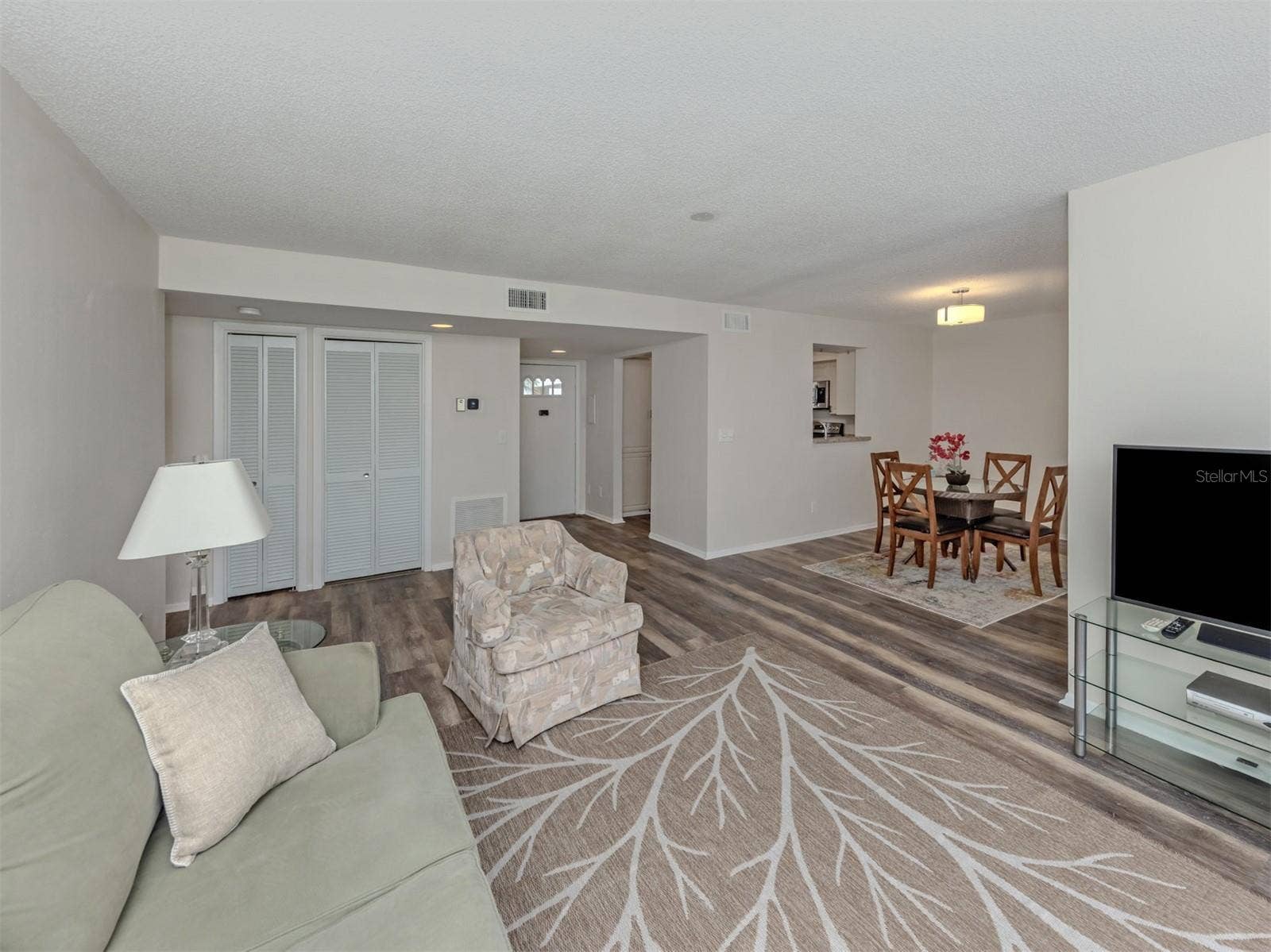 808 CAPRI ISLES BLVD, #111, Venice, FL 34292 808 CAPRI ISLES BLVD, #111, Venice, FL 34292