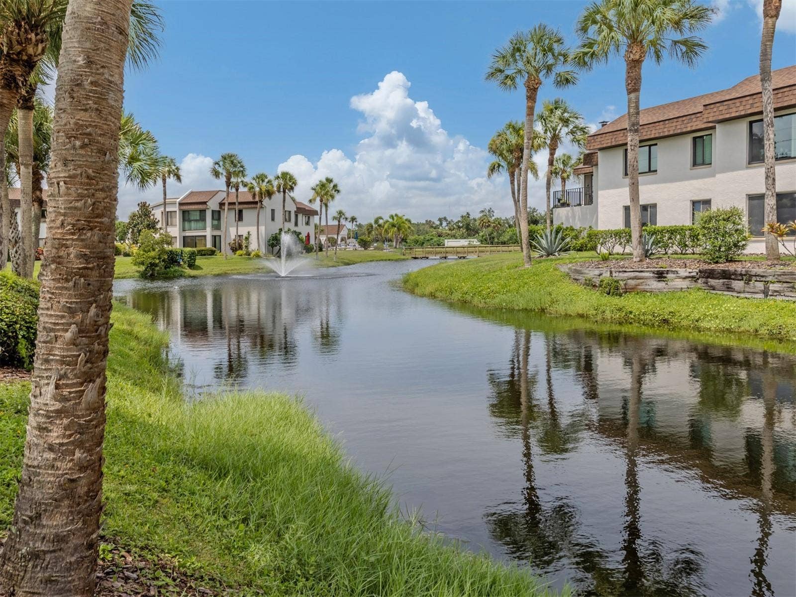 808 CAPRI ISLES BLVD, #111, Venice, FL 34292 partial pond views