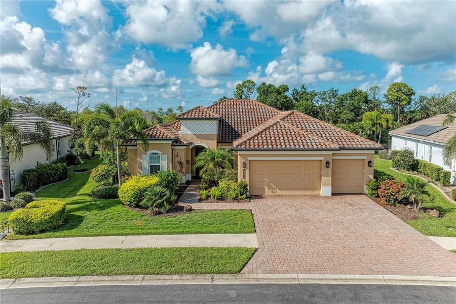 Property photo for 13440 CAMPANILE COURT, Venice, FL