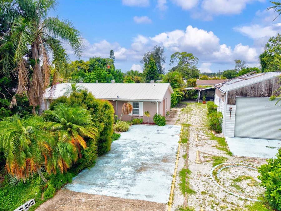 Property photo for 507 PINEWOOD AVENUE, Nokomis, FL