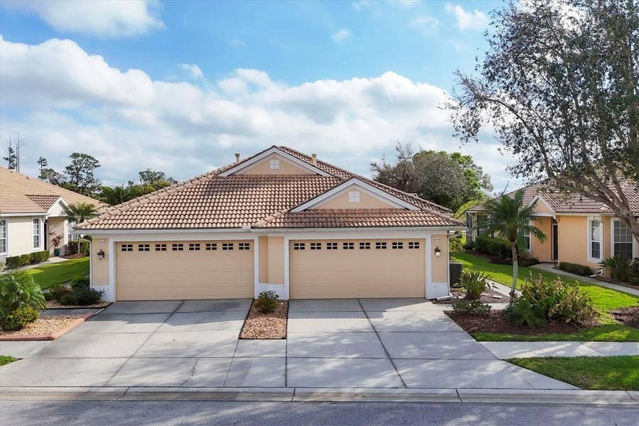 Property photo for 4301 WHISPERING OAKS DRIVE, North Port, FL