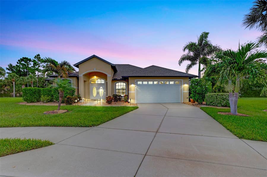 Property photo for 316 TORALIS POINT, Englewood, FL