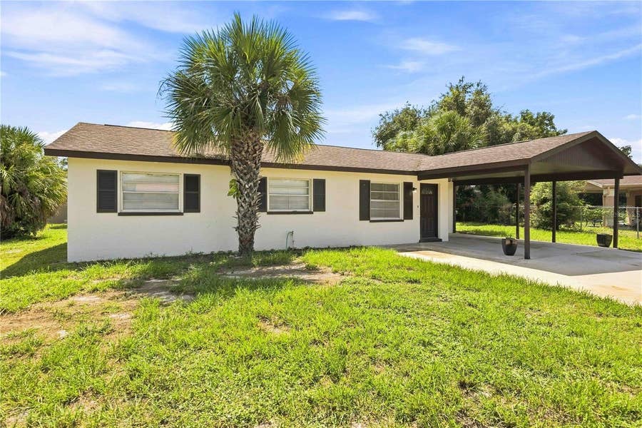 Property photo for 3012 CLAY CIRCLE, Sarasota, FL