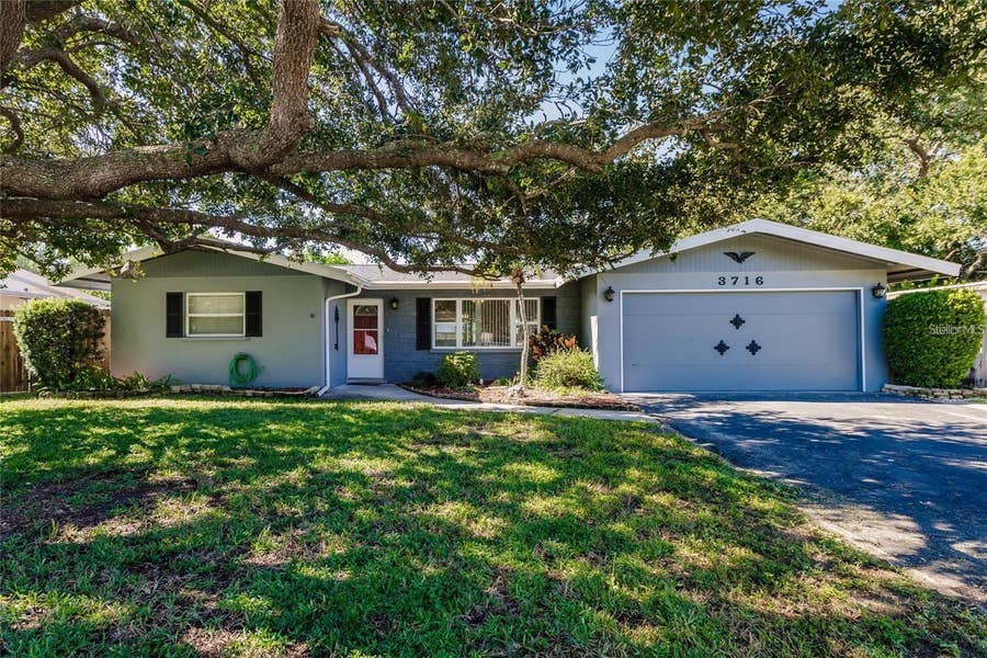 Property photo for 3716 MUNDY RIDGE DRIVE, Sarasota, FL