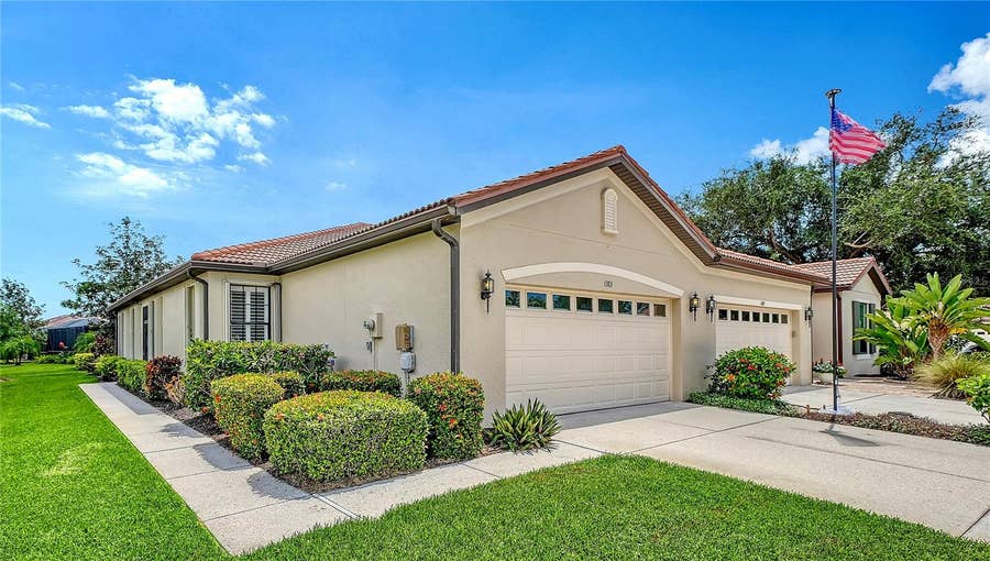 Property photo for 1383 MASENO DRIVE, Venice, FL