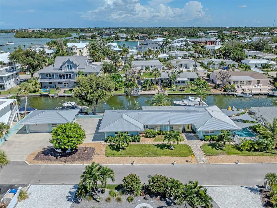 Property photo for 918 GIBBS ROAD, Venice, FL