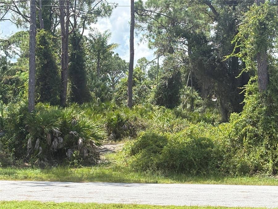 Property photo for RENAULT CIR N, North Port, FL