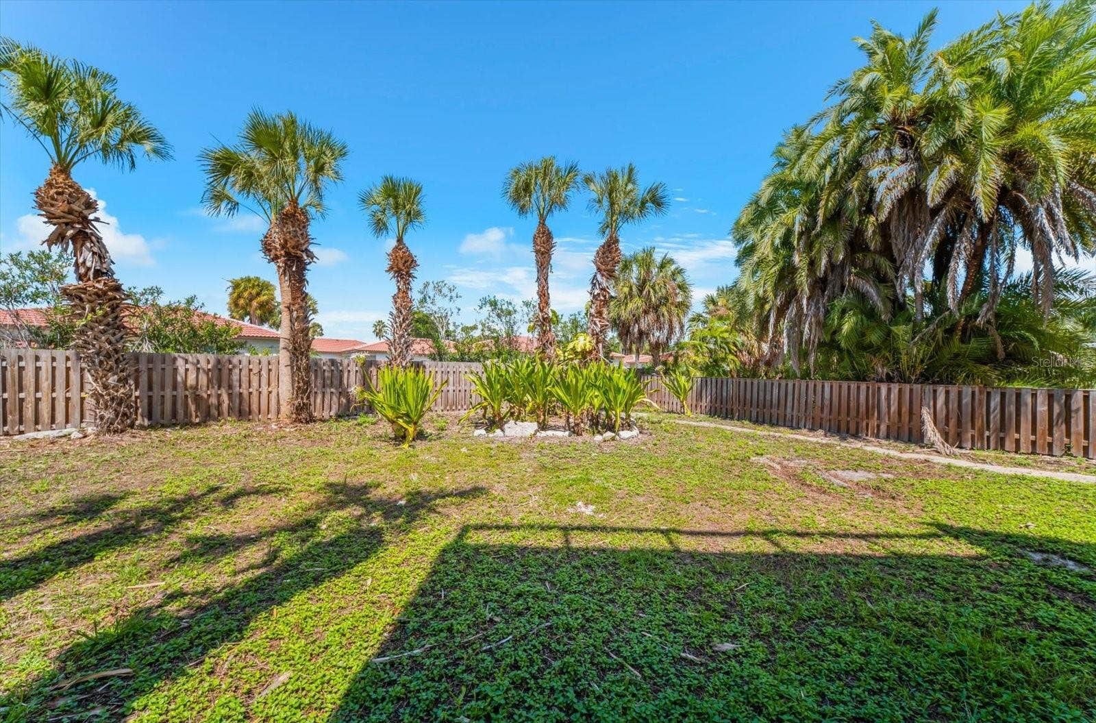 1209 SEA PLUME WAY, Sarasota, FL 34242 1209 SEA PLUME WAY, Sarasota, FL 34242