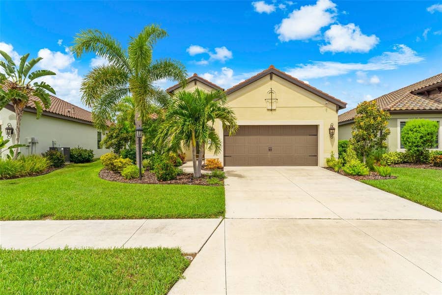 Property photo for 208 CAPRIANA COURT, Nokomis, FL