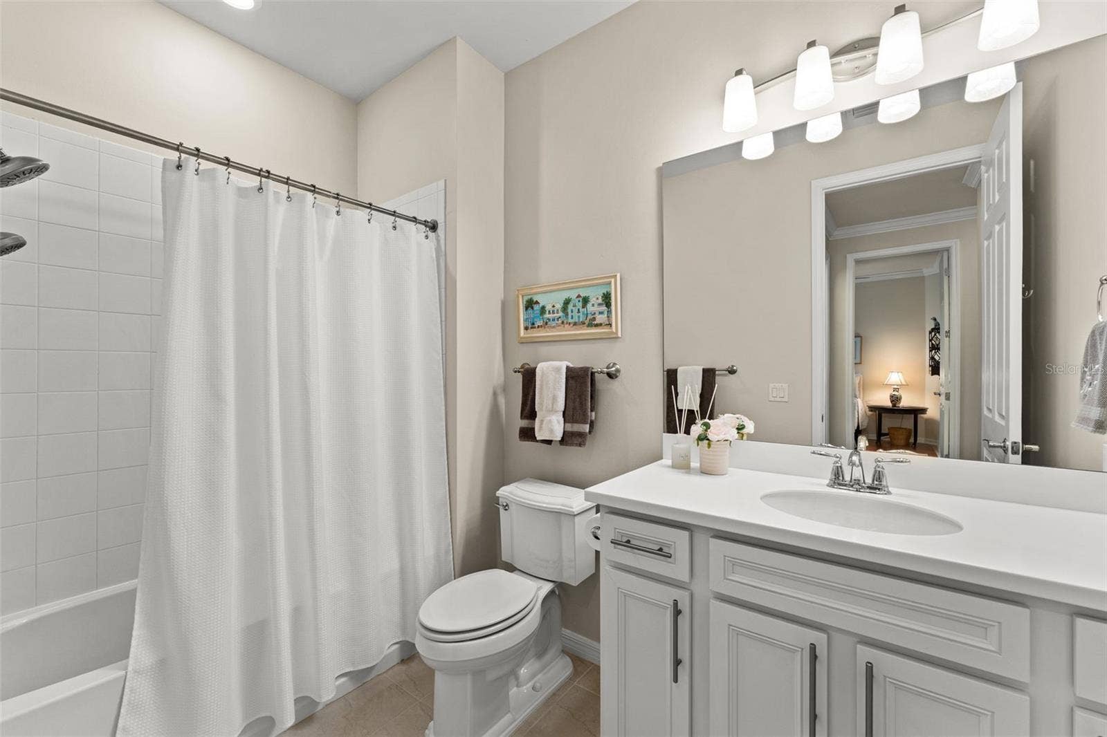 Large guest bathroom